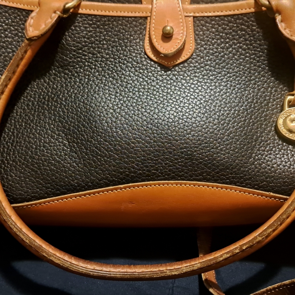 2 Vintage Dooney & Bourke Purses - Picture 4 of 16